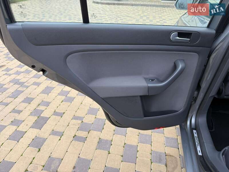 Хетчбек Volkswagen Golf Plus 2006 в Могилів-Подільському