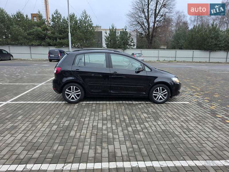 Хэтчбек Volkswagen Golf Plus 2010 в Луцке