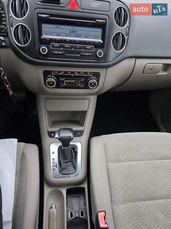 Хэтчбек Volkswagen Golf Plus 2010 в Луцке