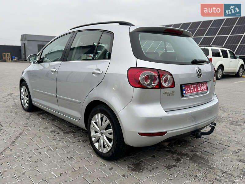 Хэтчбек Volkswagen Golf Plus 2009 в Владимире фото 22 Хэтчбек Volkswagen Golf Plus 2009 в Владимире