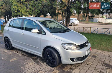 Хетчбек Volkswagen Golf Plus 2011 в Ужгороді