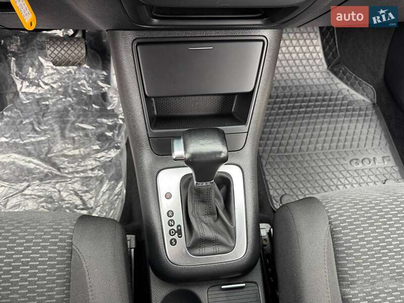 Хэтчбек Volkswagen Golf Plus 2010 в Полтаве фото 39 Хэтчбек Volkswagen Golf Plus 2010 в Полтаве