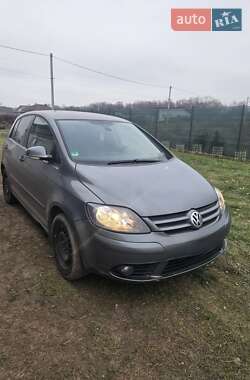 Хэтчбек Volkswagen Golf Plus 2005 в Броварах