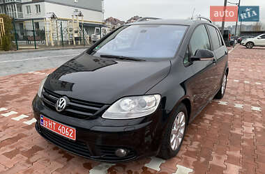 Хэтчбек Volkswagen Golf Plus 2009 в Киеве