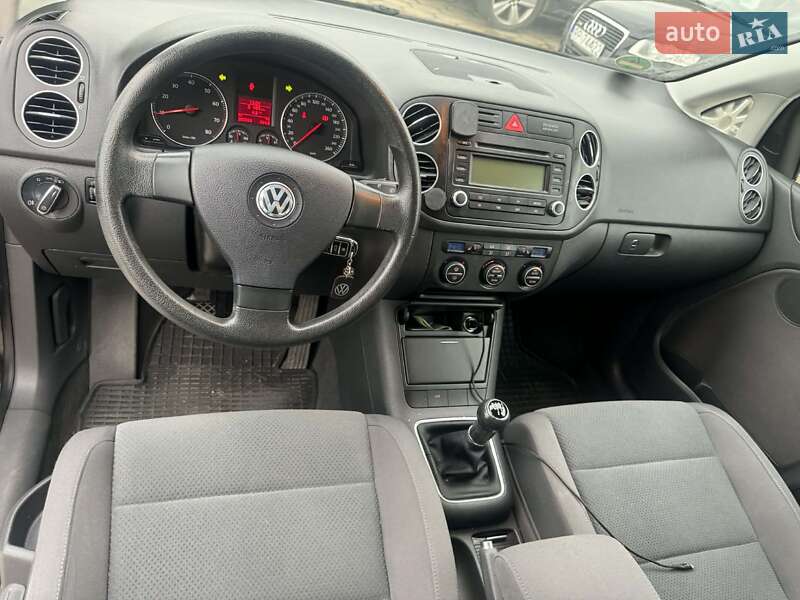 Хэтчбек Volkswagen Golf Plus 2005 в Турке фото 2 Хэтчбек Volkswagen Golf Plus 2005 в Турке