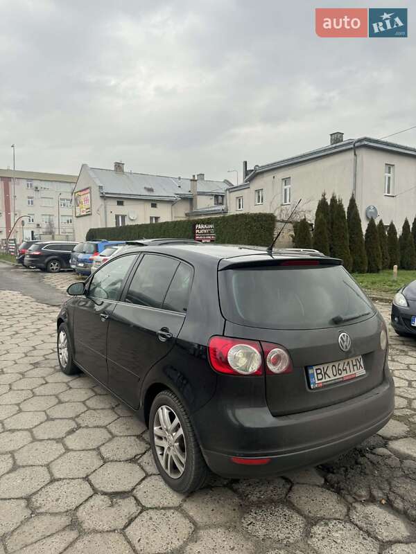 Хэтчбек Volkswagen Golf Plus 2005 в Турке фото 7 Хэтчбек Volkswagen Golf Plus 2005 в Турке