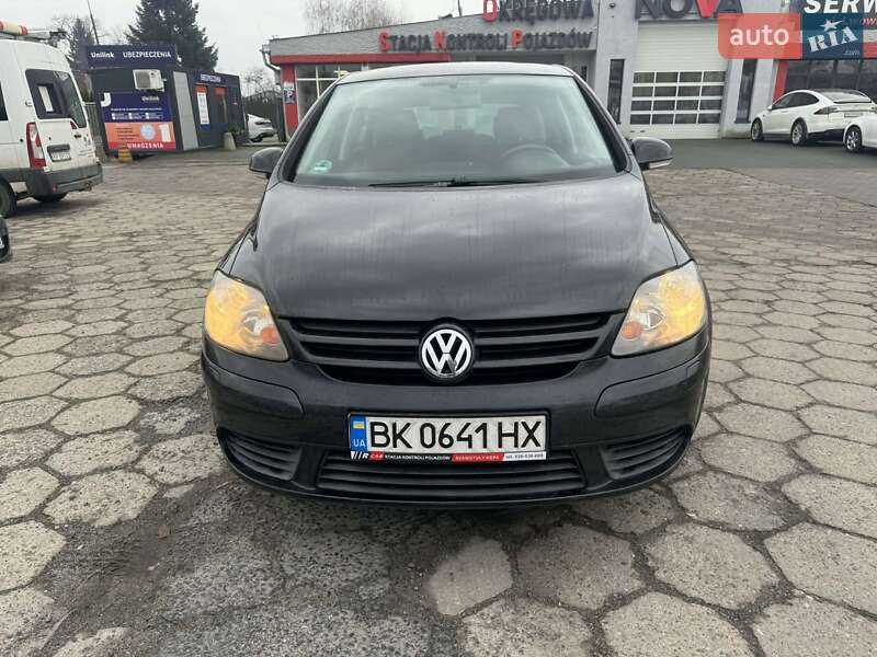 Хэтчбек Volkswagen Golf Plus 2005 в Турке фото 8 Хэтчбек Volkswagen Golf Plus 2005 в Турке