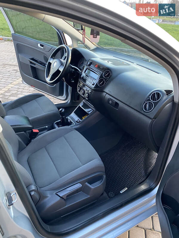 Хетчбек Volkswagen Golf Plus 2005 в Білогір'ї фото 21 Хетчбек Volkswagen Golf Plus 2005 в Білогір'ї