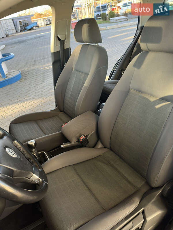 Хэтчбек Volkswagen Golf Plus 2006 в Хмельницком