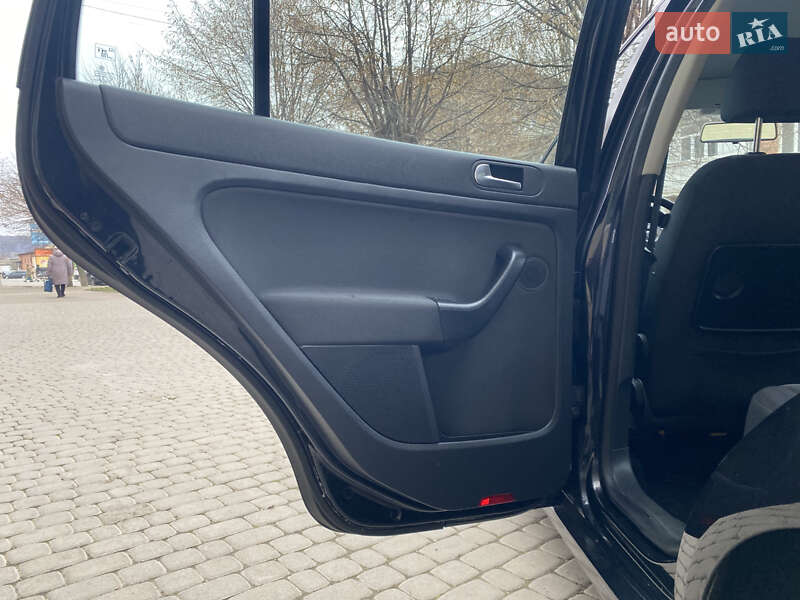 Хетчбек Volkswagen Golf Plus 2010 в Вінниці