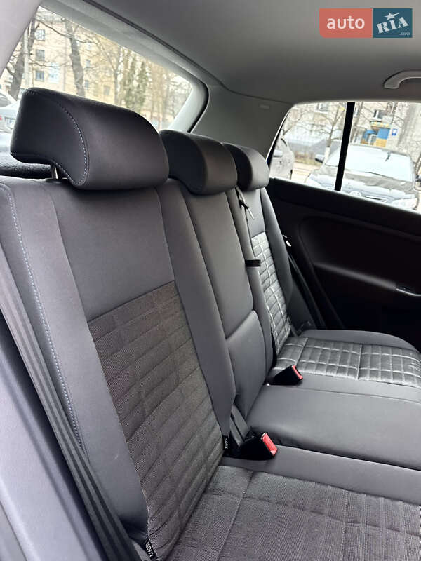 Хетчбек Volkswagen Golf Plus 2008 в Житомирі