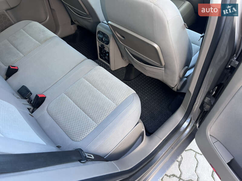 Хэтчбек Volkswagen Golf Plus 2009 в Нововолынске фото 27 Хэтчбек Volkswagen Golf Plus 2009 в Нововолынске