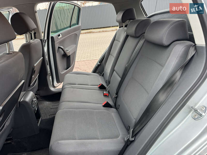 Хетчбек Volkswagen Golf Plus 2006 в Рівному