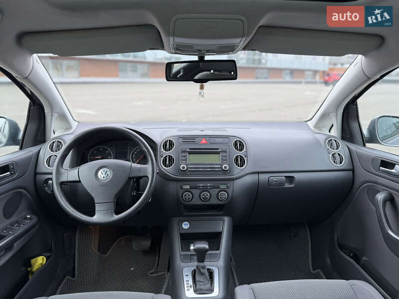 Хэтчбек Volkswagen Golf Plus 2005 в Киеве
