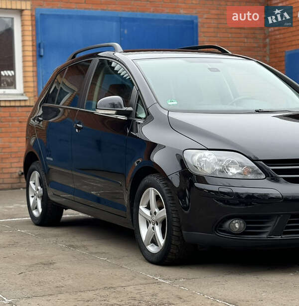 Хетчбек Volkswagen Golf Plus 2008 в Лубнах