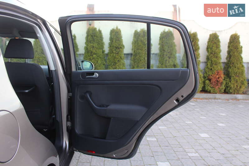 Хетчбек Volkswagen Golf Plus 2010 в Трускавці