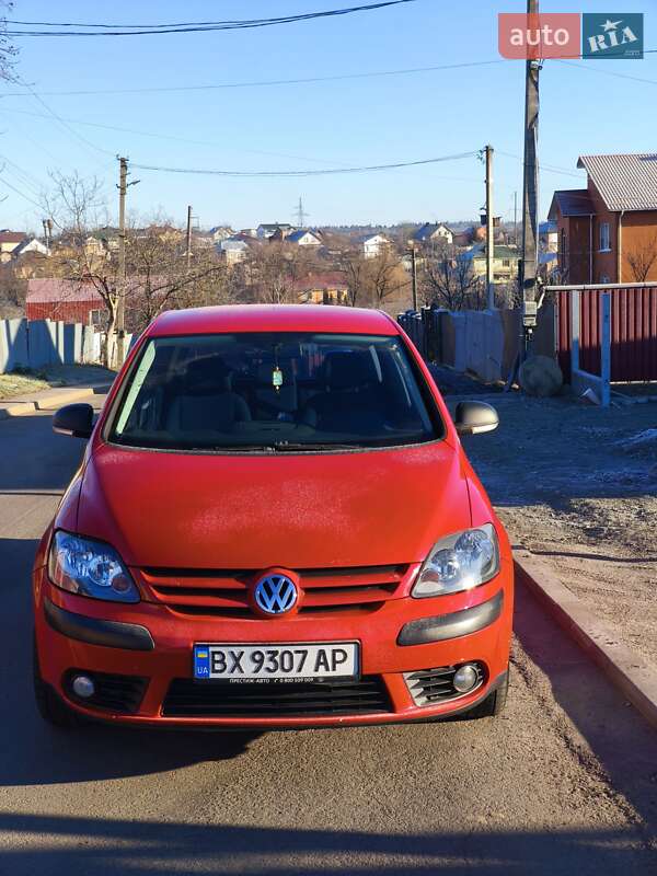 Хэтчбек Volkswagen Golf Plus 2008 в Хмельницком