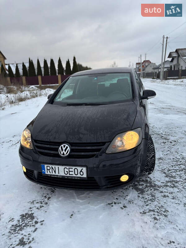 Хетчбек Volkswagen Golf Plus 2006 в Києві