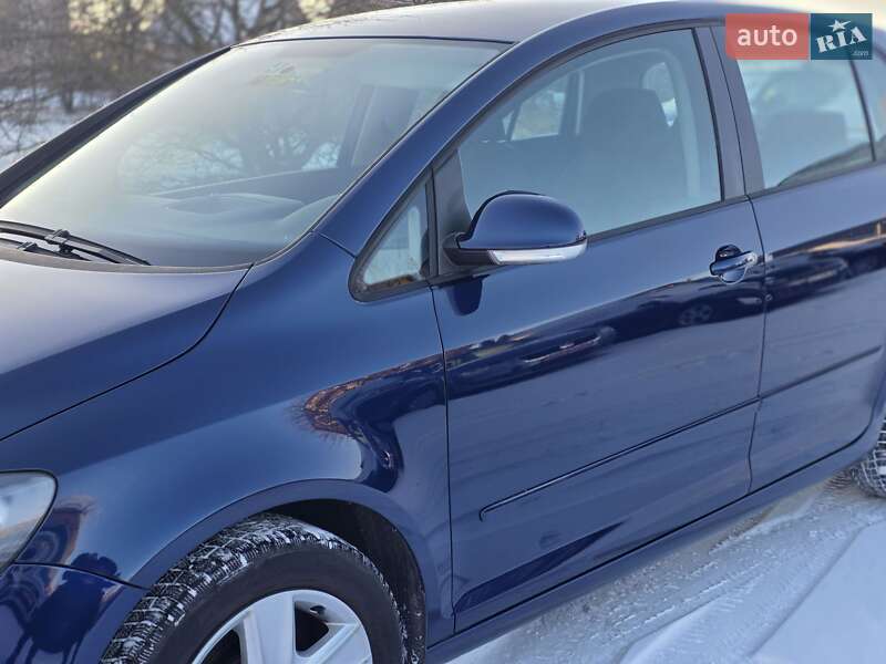 Хетчбек Volkswagen Golf Plus 2010 в Луцьку