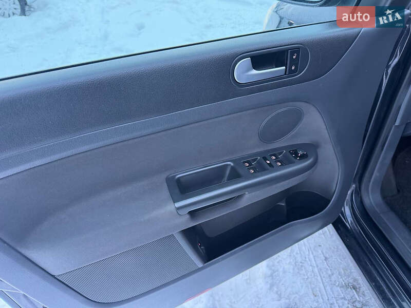 Хетчбек Volkswagen Golf Plus 2008 в Дніпрі