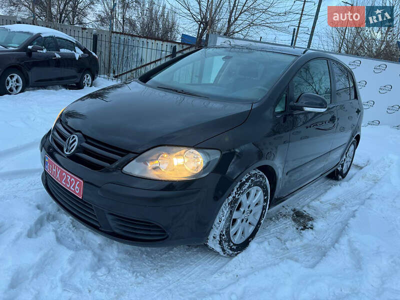 Хетчбек Volkswagen Golf Plus 2008 в Дніпрі
