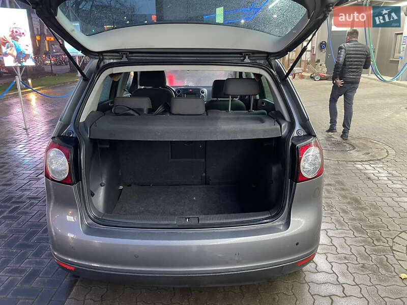 Хетчбек Volkswagen Golf Plus 2007 в Косові