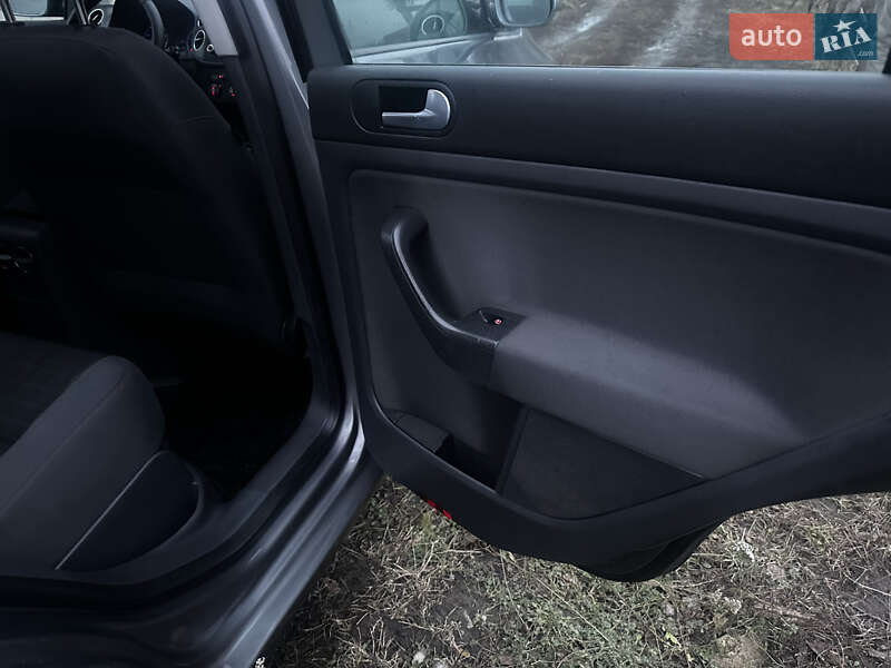 Хэтчбек Volkswagen Golf Plus 2006 в Житомире