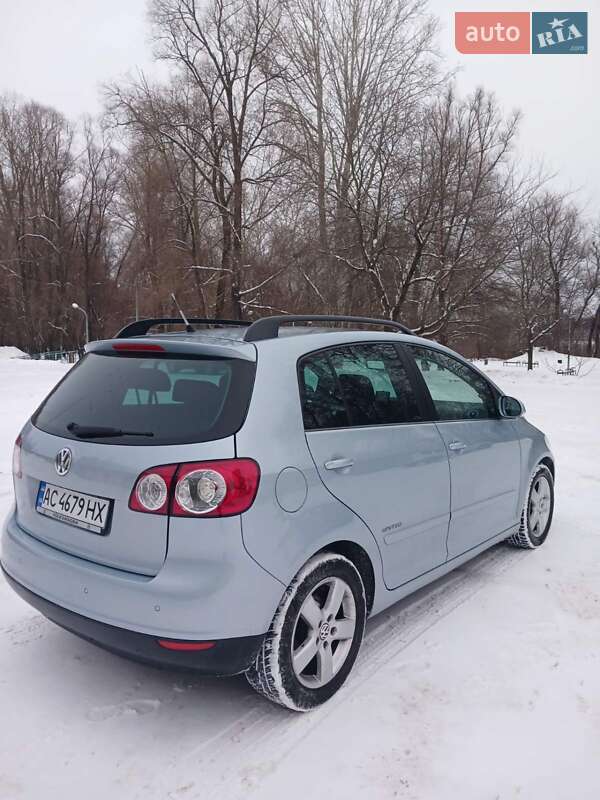Хетчбек Volkswagen Golf Plus 2008 в Сумах