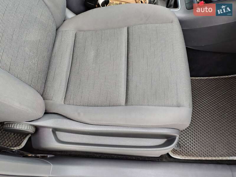 Хэтчбек Volkswagen Golf Plus 2008 в Лубнах