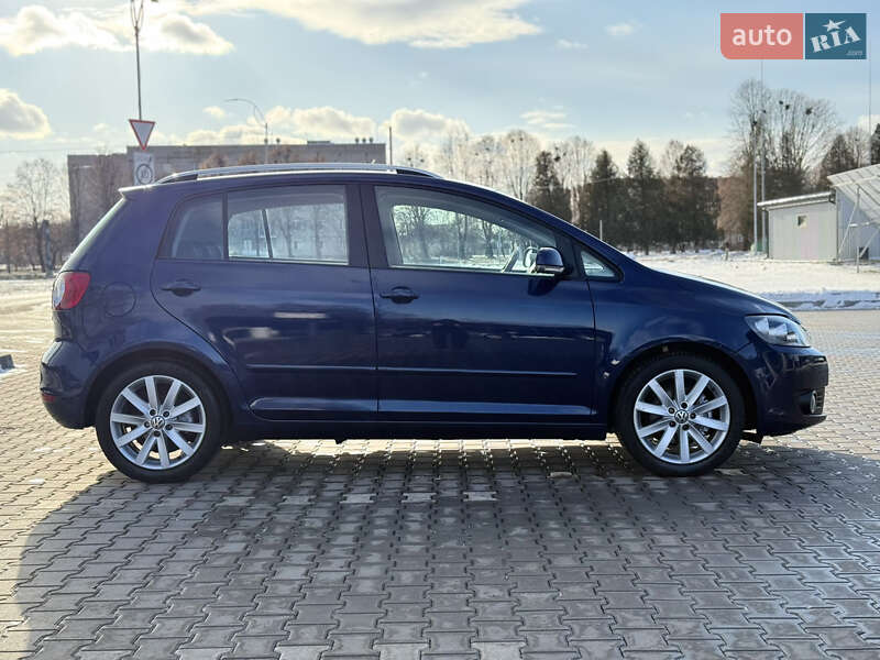 Хэтчбек Volkswagen Golf Plus 2009 в Владимире фото 12 Хэтчбек Volkswagen Golf Plus 2009 в Владимире