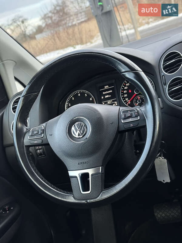 Хэтчбек Volkswagen Golf Plus 2009 в Владимире фото 49 Хэтчбек Volkswagen Golf Plus 2009 в Владимире