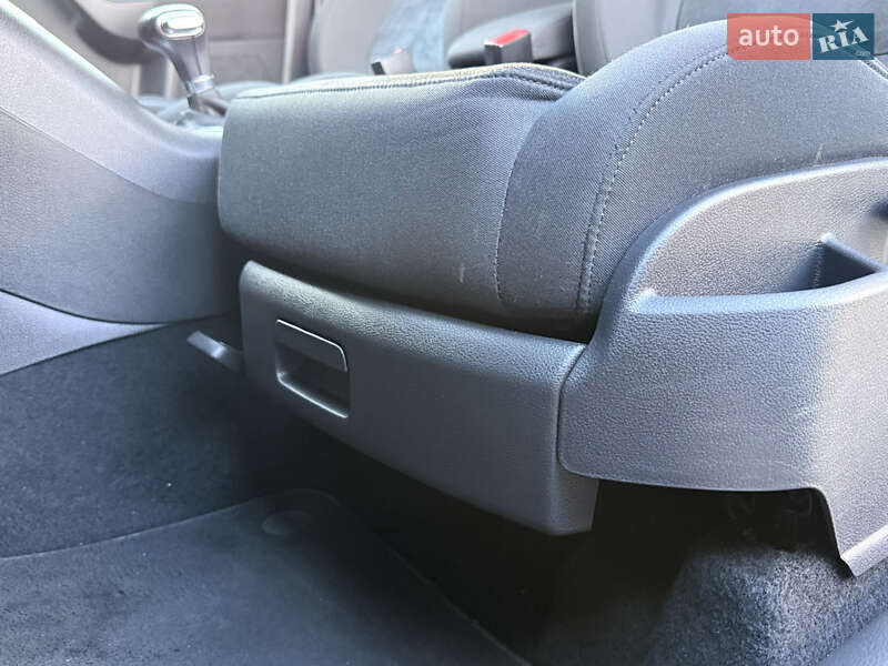 Хэтчбек Volkswagen Golf Plus 2009 в Владимире фото 70 Хэтчбек Volkswagen Golf Plus 2009 в Владимире