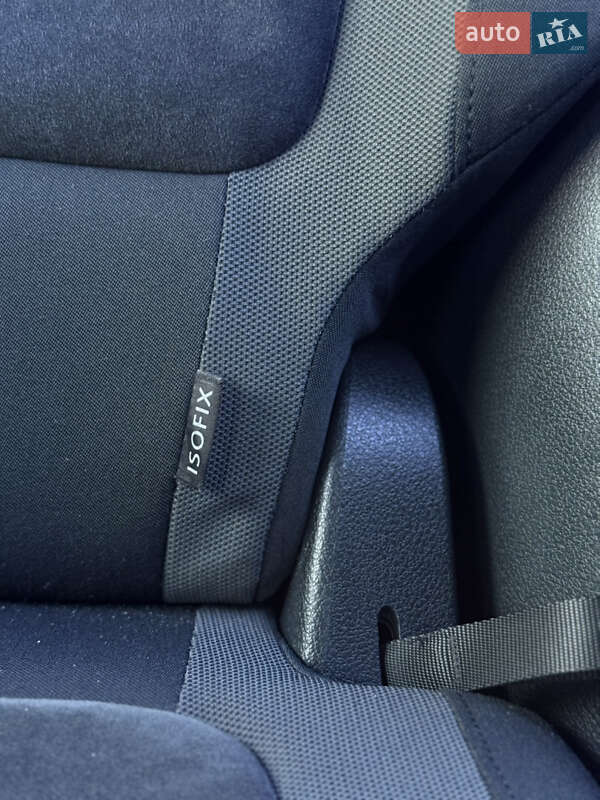 Хэтчбек Volkswagen Golf Plus 2009 в Владимире фото 95 Хэтчбек Volkswagen Golf Plus 2009 в Владимире