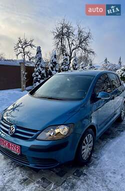 Хетчбек Volkswagen Golf Plus 2005 в Мукачевому