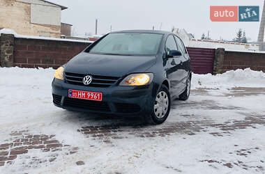 Хетчбек Volkswagen Golf Plus 2006 в Сарнах