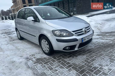 Хетчбек Volkswagen Golf Plus 2007 в Рівному