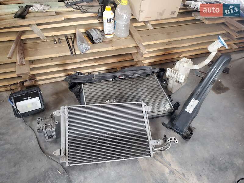 Хэтчбек Volkswagen Golf Plus 2008 в Луцке