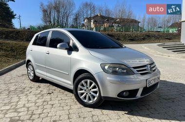 Хэтчбек Volkswagen Golf Plus 2007 в Новояворовске
