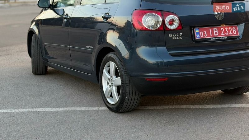 Хэтчбек Volkswagen Golf Plus 2008 в Запорожье