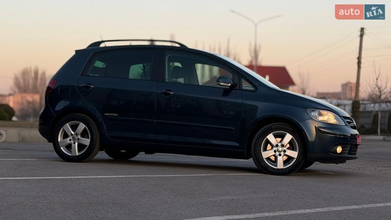 Хэтчбек Volkswagen Golf Plus 2008 в Запорожье