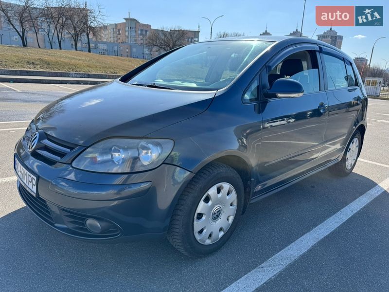 Хэтчбек Volkswagen Golf Plus 2007 в Киеве