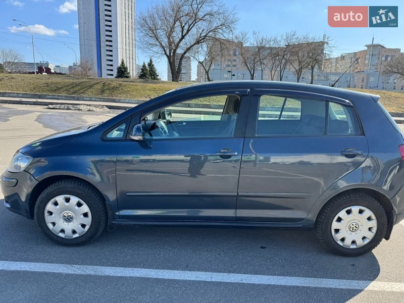 Хэтчбек Volkswagen Golf Plus 2007 в Киеве
