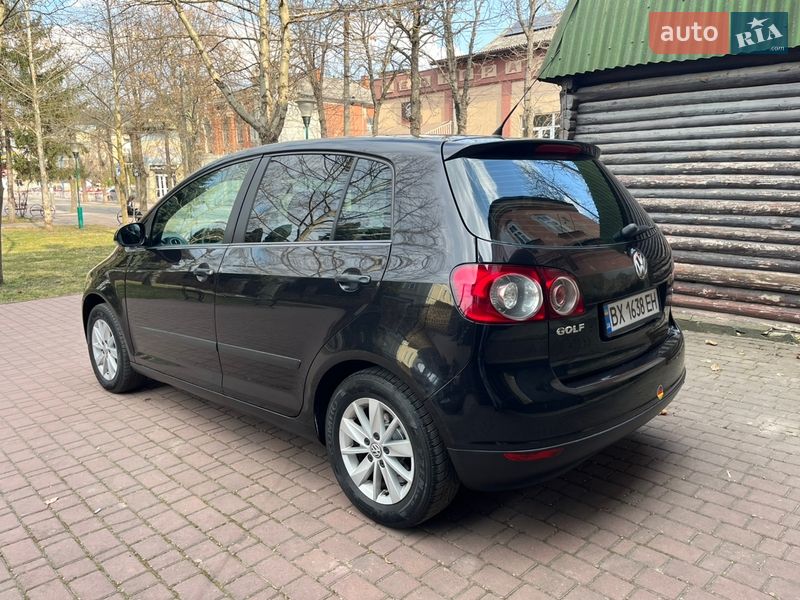 Хэтчбек Volkswagen Golf Plus 2005 в Могилев-Подольске