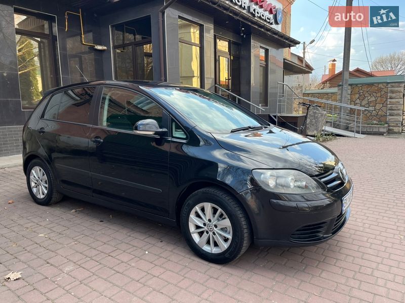 Хэтчбек Volkswagen Golf Plus 2005 в Могилев-Подольске