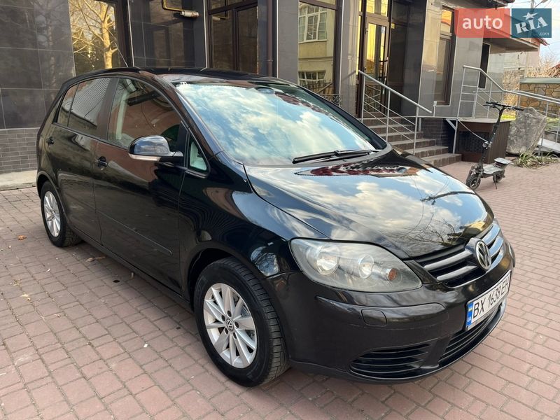 Хэтчбек Volkswagen Golf Plus 2005 в Могилев-Подольске