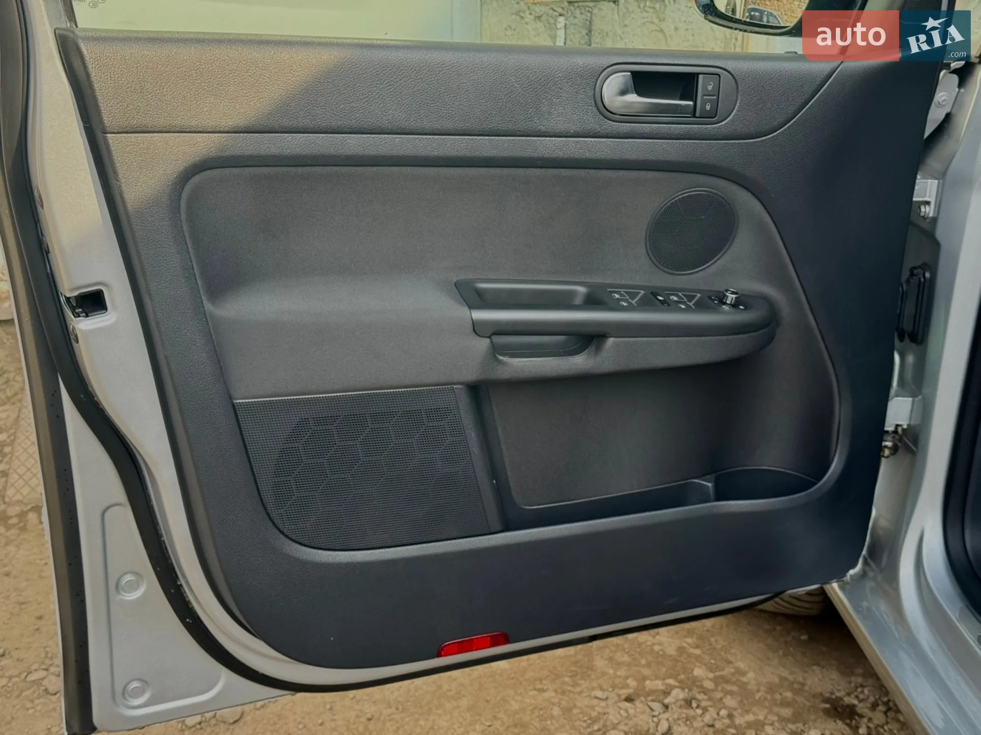 2011 Volkswagen Golf Plus - мініатюра 38