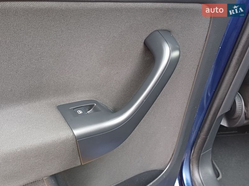 Хэтчбек Volkswagen Golf Plus 2010 в Сарнах