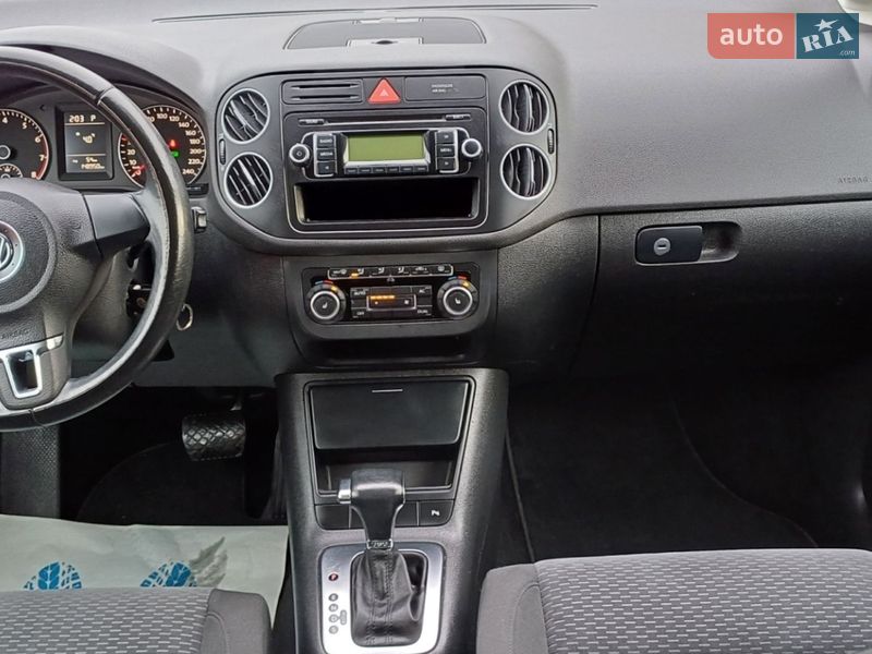 Хэтчбек Volkswagen Golf Plus 2010 в Сарнах