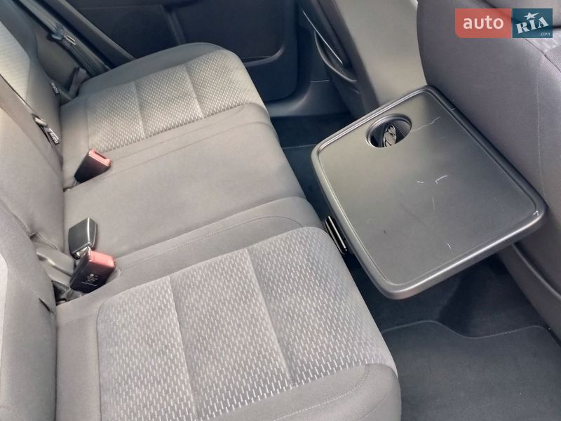 Хэтчбек Volkswagen Golf Plus 2009 в Харькове