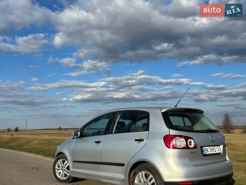 Хэтчбек Volkswagen Golf Plus 2005 в Сарнах